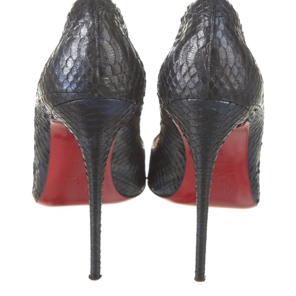 CHRISTIAN LOUBOUTIN
Snakeskin Animal Print Pumps - Picture 3 of 3